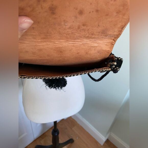 1980s Black and Gold Handbag - Picture 4 of 5